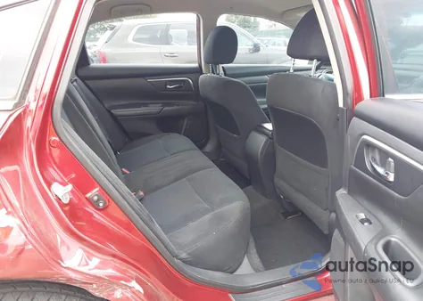 2015 Nissan Altima 2.5 S z USA, uszkodzony, nr VIN 1N4AL3AP6FC579257